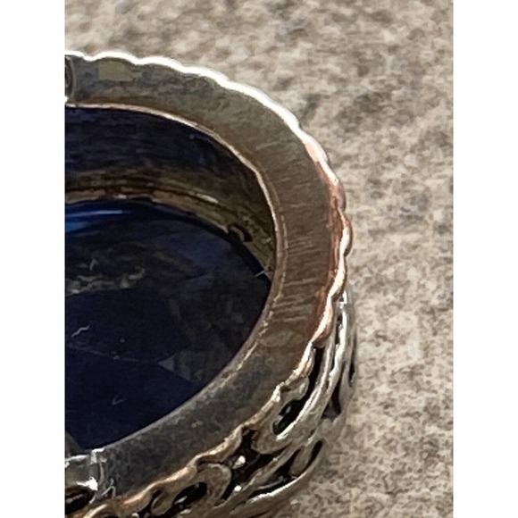 Silver Plated Ring Blue Glass Faceted Stone Size 8.5 - Picture 12 of 12